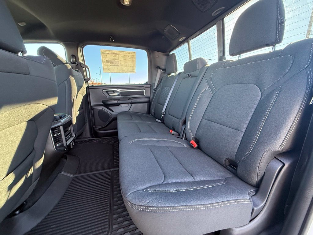 2027 RAM 1500 1500 BIG HORN CREW CAB 4X4 5'7' BOX