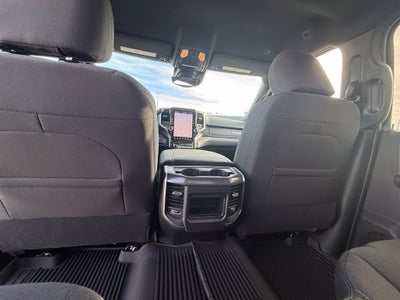 2027 RAM 2500 2500 BIG HORN CREW CAB 4X4 6'4' BOX