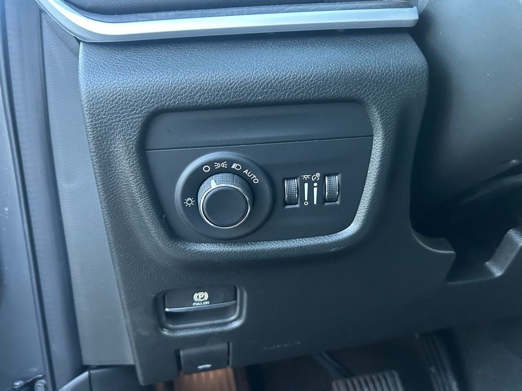 2026 Jeep Grand Cherokee Altitude