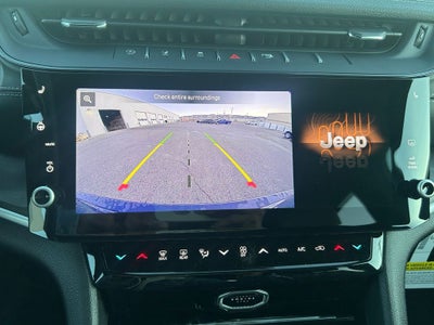 2026 Jeep Grand Cherokee Altitude