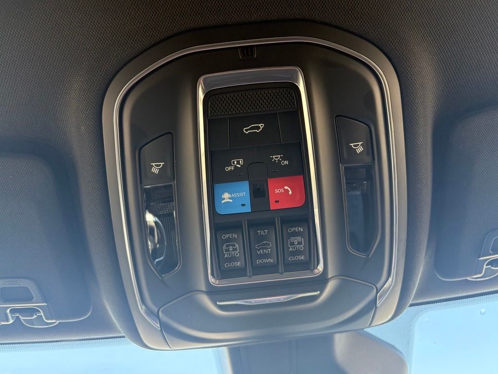 2026 Jeep Grand Cherokee Limited Reserve