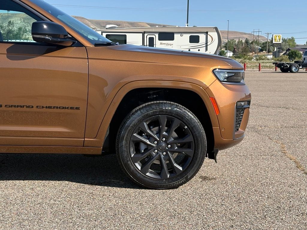 2026 Jeep Grand Cherokee Limited Reserve