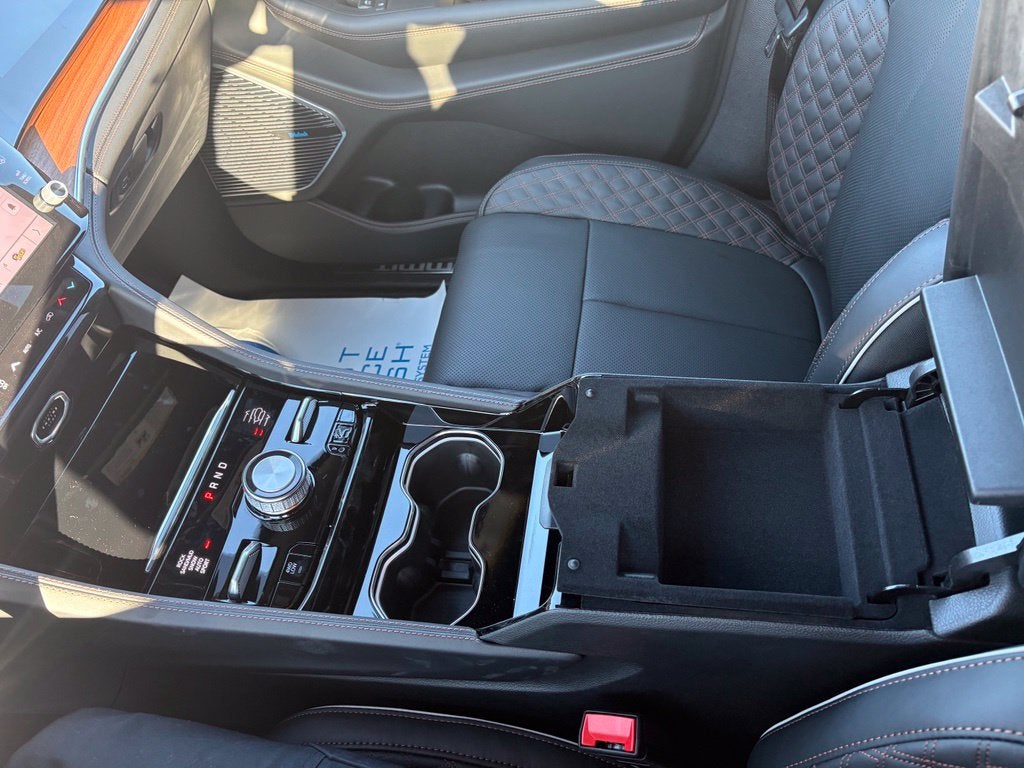 2027 Jeep Grand Cherokee Summit