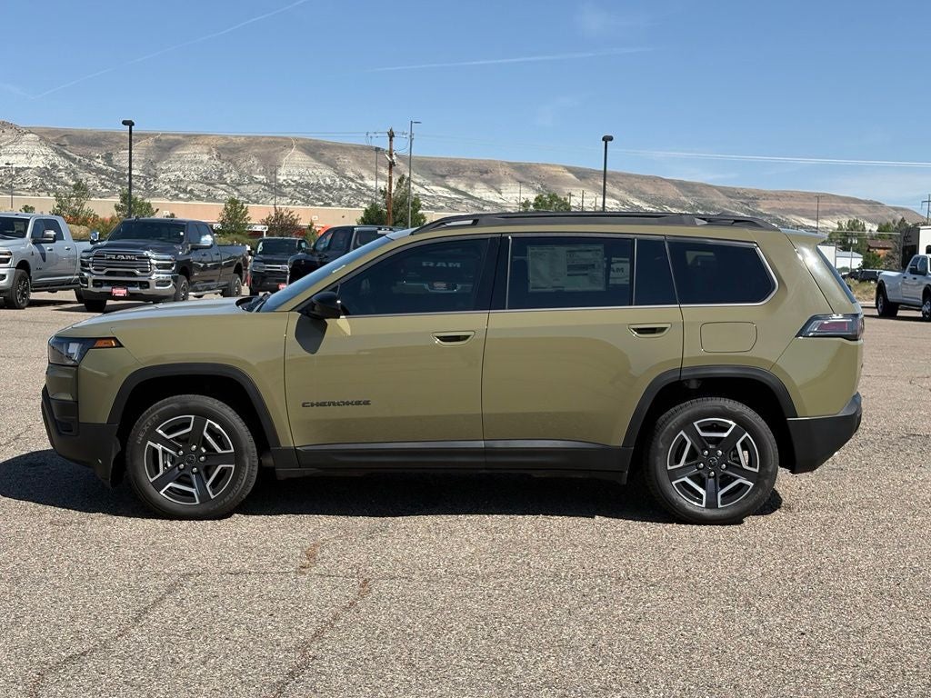 2026 Jeep Cherokee Laredo