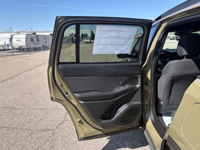 2026 Jeep Cherokee Laredo
