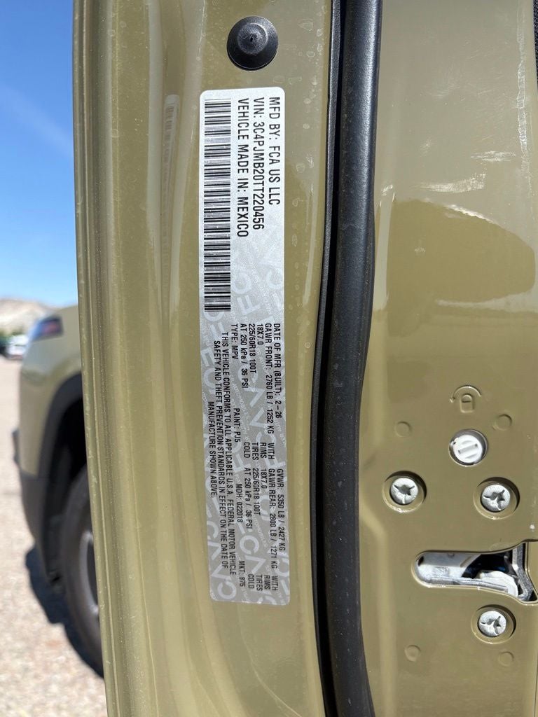 2026 Jeep Cherokee Laredo