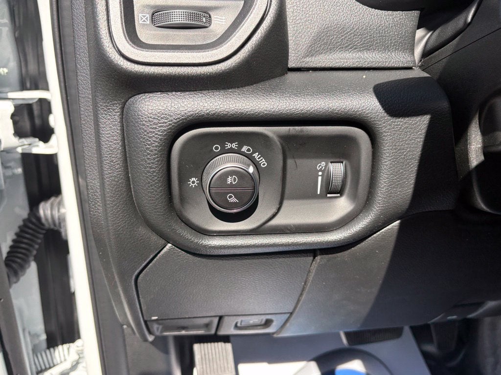 2027 RAM 3500 Tradesman DRW