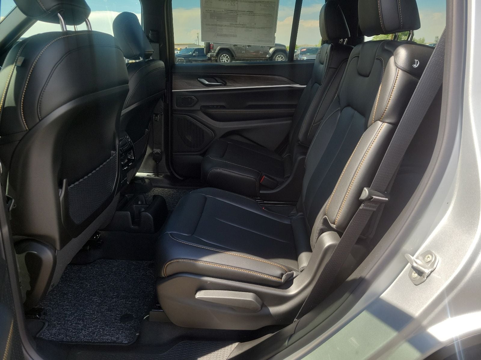 2026 Jeep Grand Cherokee 85th Anniversary Edition