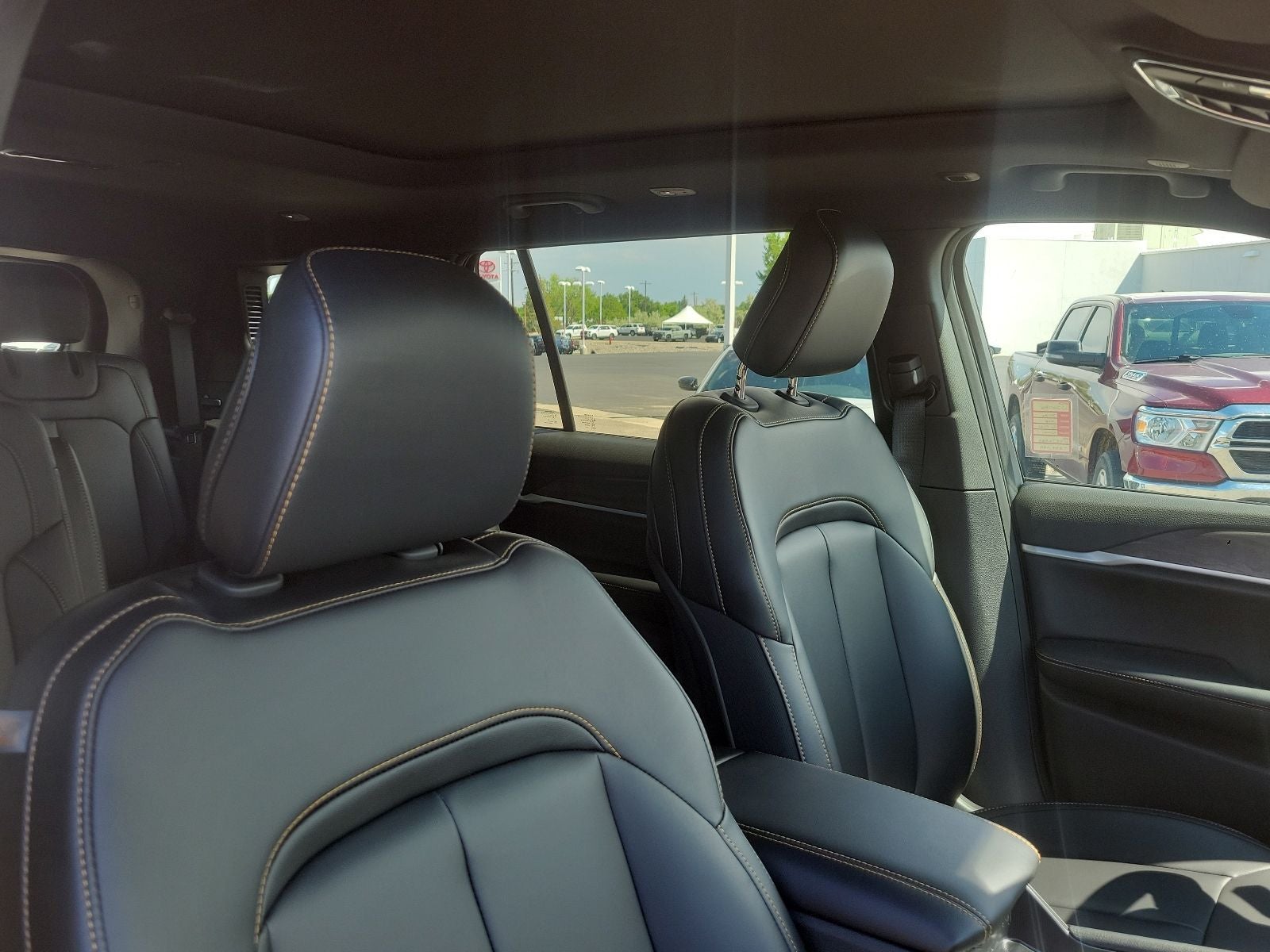 2026 Jeep Grand Cherokee 85th Anniversary Edition