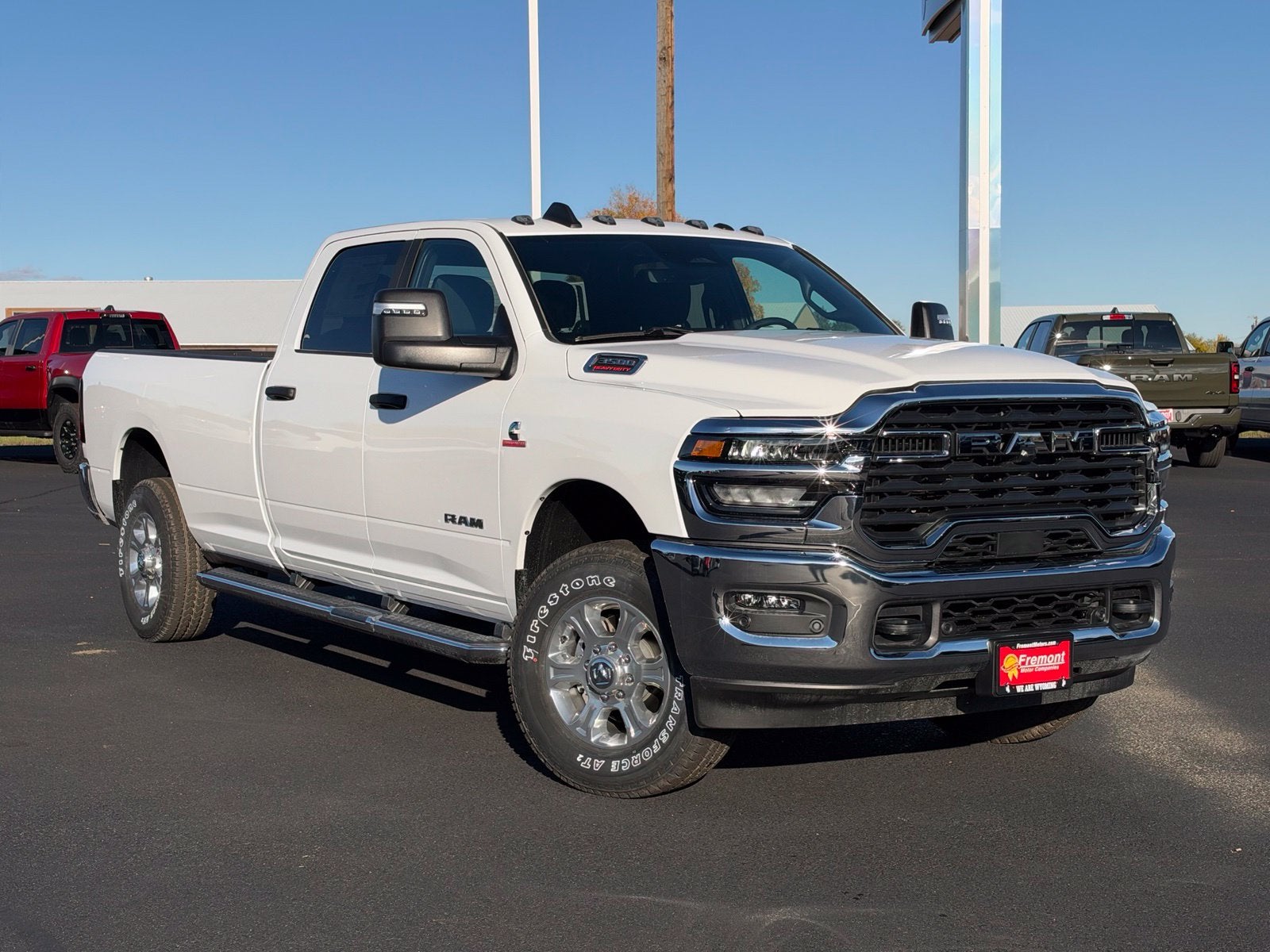 2027 RAM 3500 3500 BIG HORN CREW CAB 4X4 8' BOX