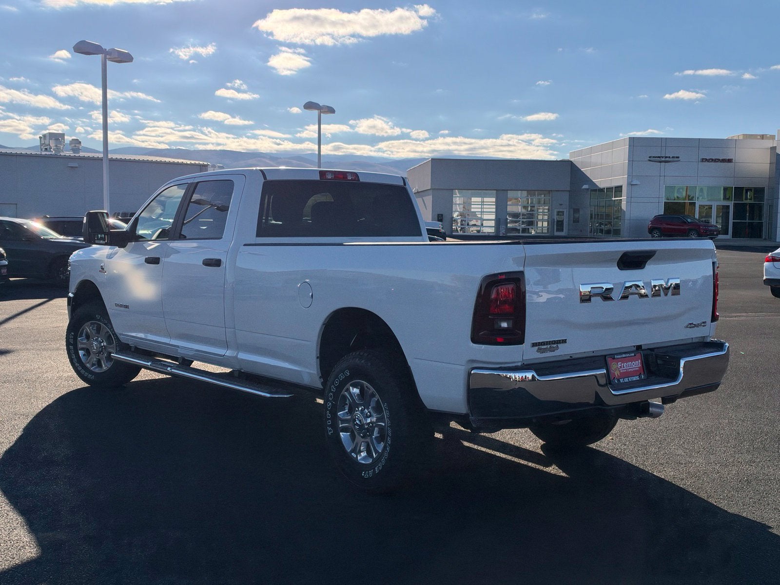 2027 RAM 3500 3500 BIG HORN CREW CAB 4X4 8' BOX