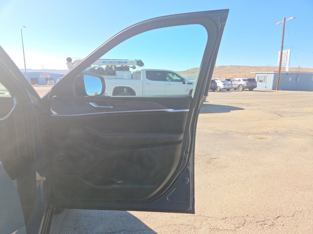 2027 Jeep Grand Cherokee L Limited