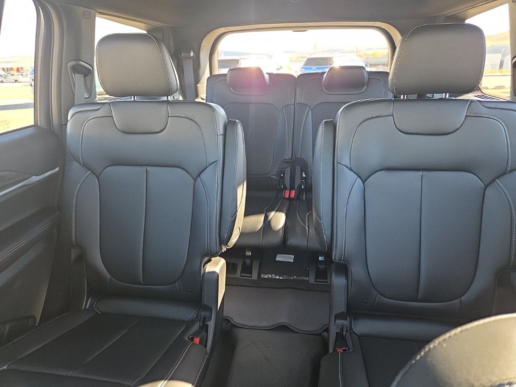 2027 Jeep Grand Cherokee L Limited