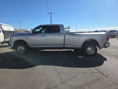 2027 RAM 3500 Laramie DRW