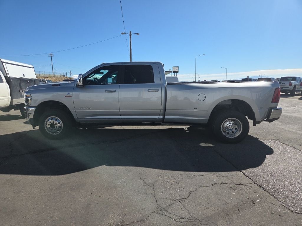 2027 RAM 3500 Laramie DRW