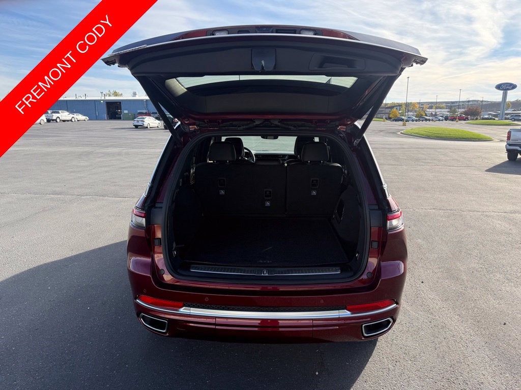 2025 Jeep Grand Cherokee Summit Reserve