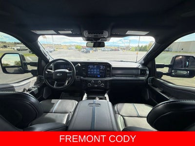 2025 Ford F-350SD Platinum