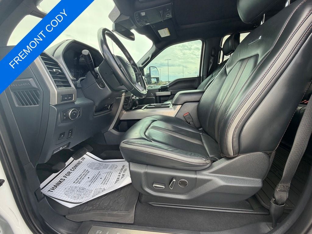 2022 Ford F-350SD Platinum