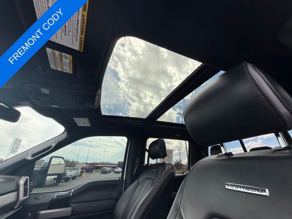 2022 Ford F-350SD Platinum