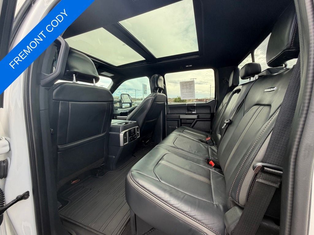 2022 Ford F-350SD Platinum