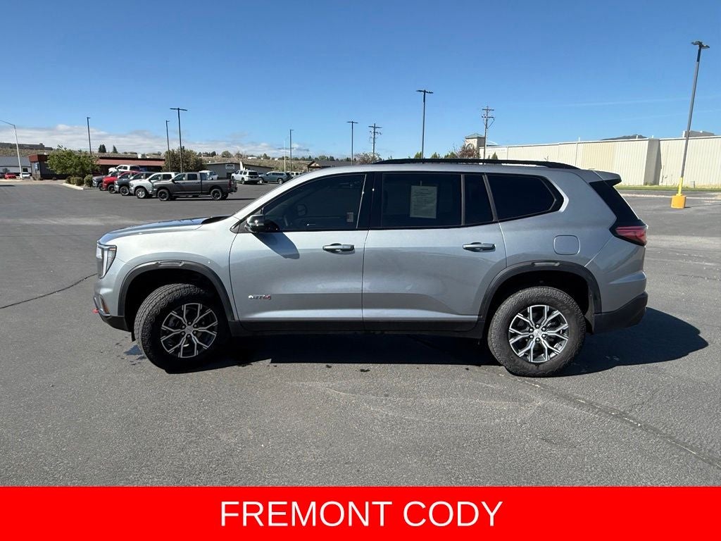 2025 GMC Acadia AT4