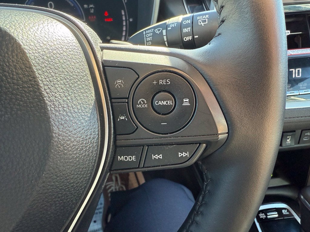 2025 Toyota Corolla Cross Hybrid XSE