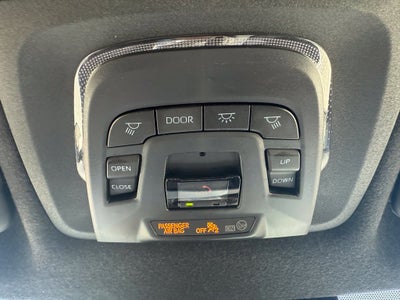 2025 Toyota Corolla Cross Hybrid XSE