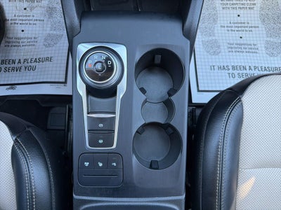 2022 Ford Escape Hybrid Titanium