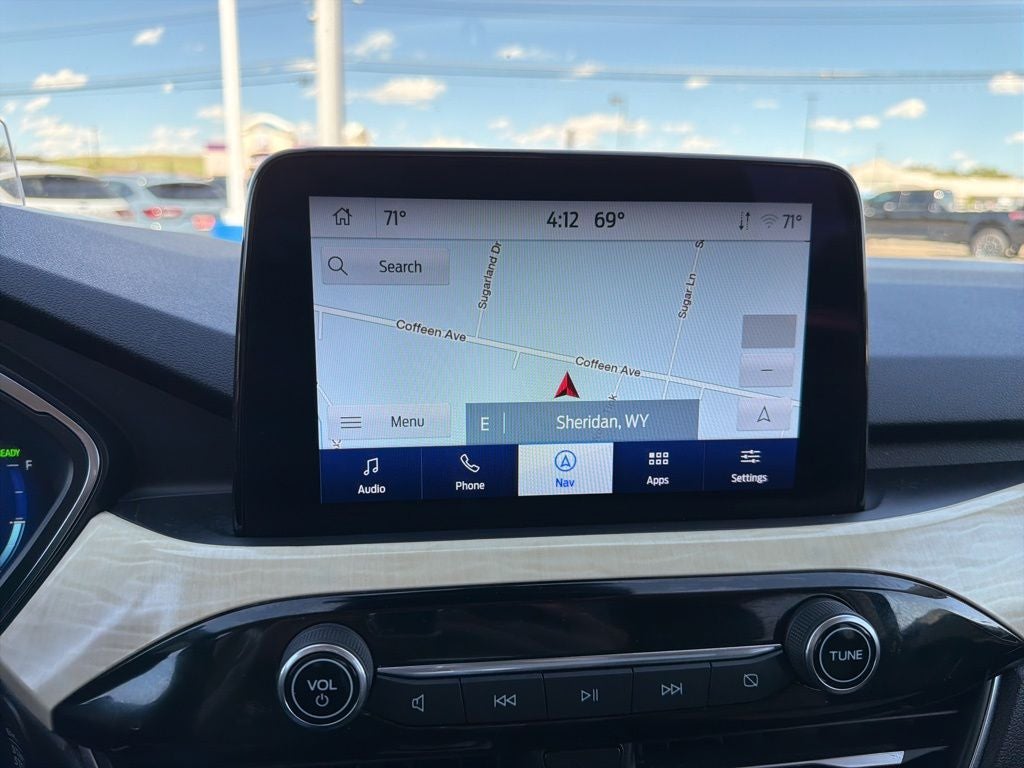 2022 Ford Escape Hybrid Titanium