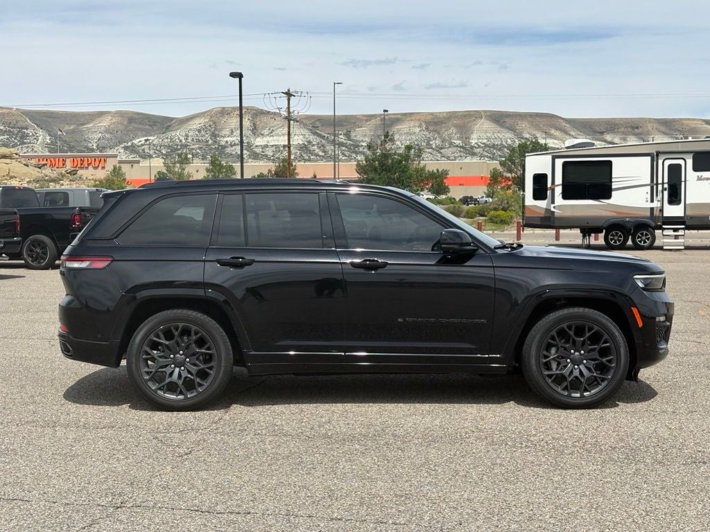 2025 Jeep Grand Cherokee Summit Reserve