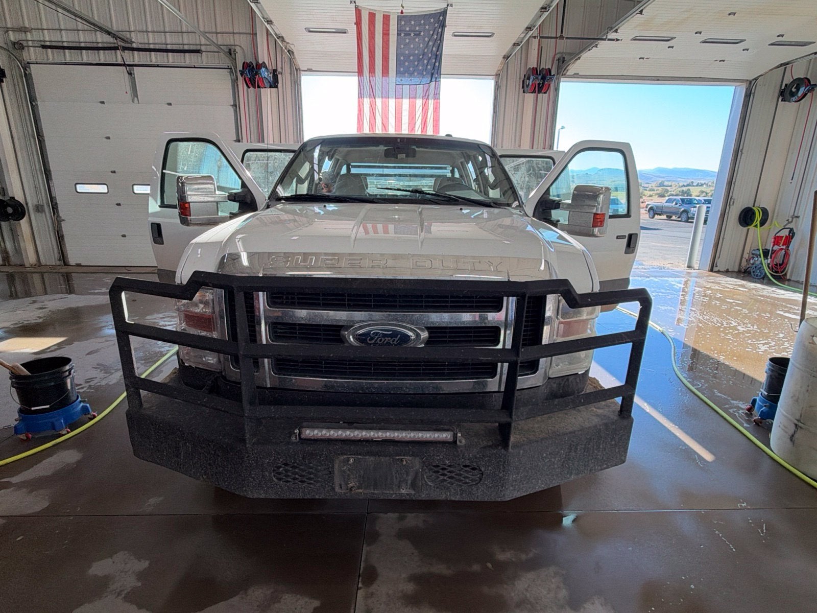 Used 2009 Ford F-350 Super Duty Lariat with VIN 1FTWW31R29EA64662 for sale in Lander, WY
