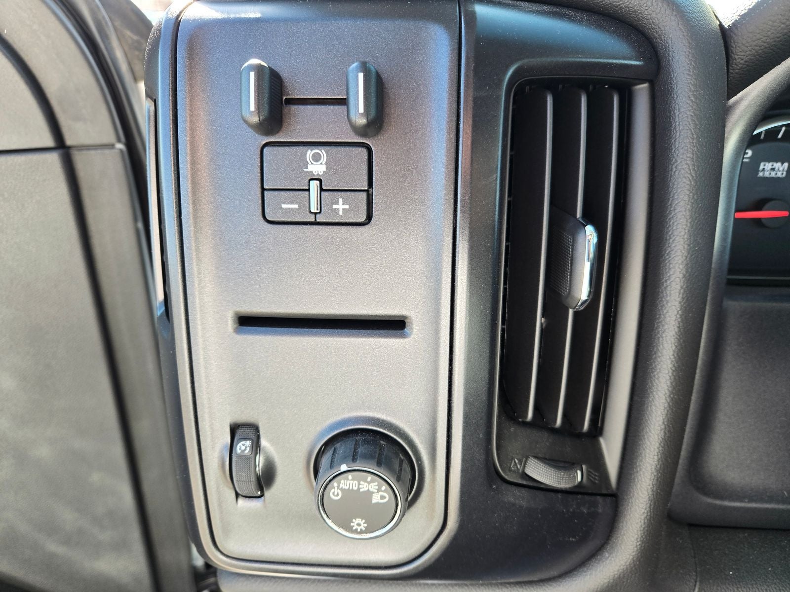 2024 Chevrolet Silverado 6500HD Base