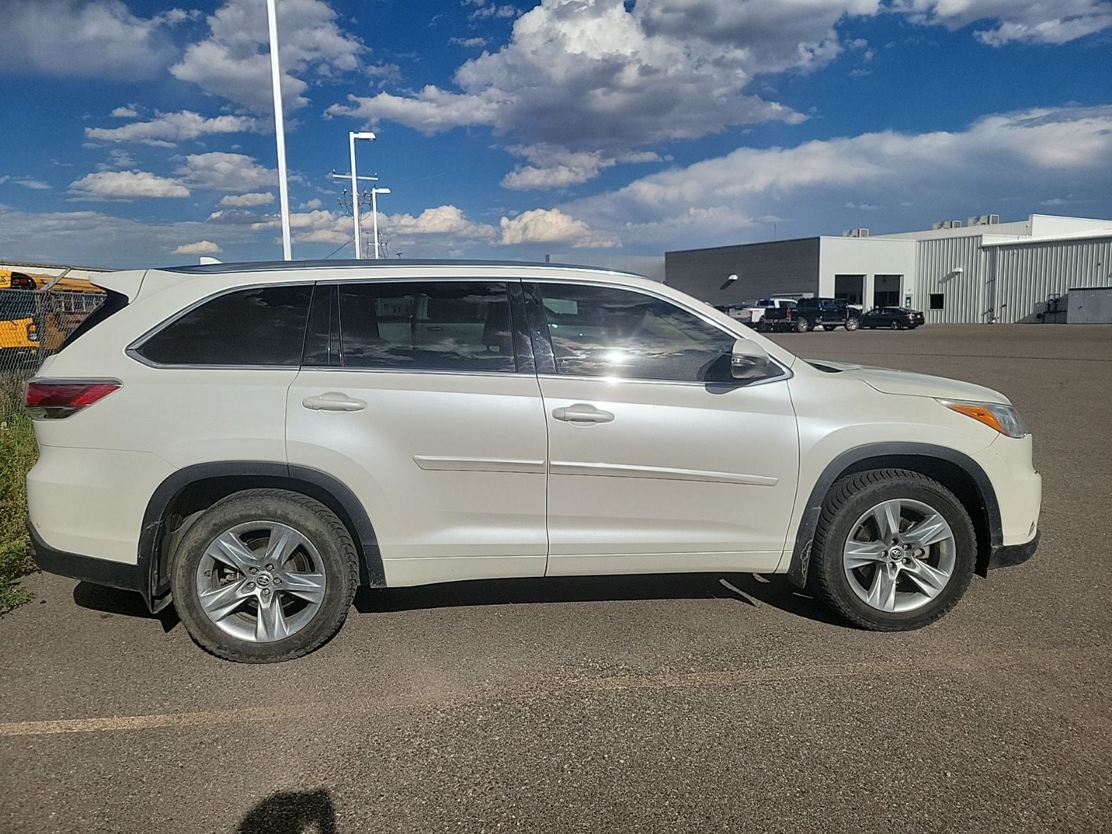 2016 Toyota Highlander Base