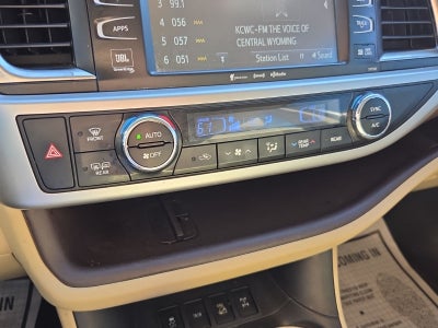 2016 Toyota Highlander Limited Platinum V6