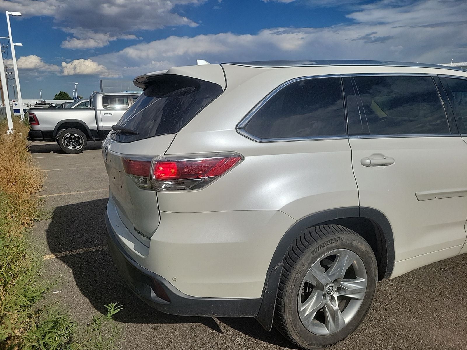 2016 Toyota Highlander Base